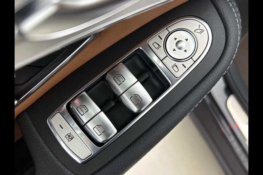 Mercedes-Benz GLC 300e 4MATIC Business Solution AMG Panoramadak Navigatie Camera Parkeersensoren Cruise Control Stoelverwarming Virtual Cockpit LED Ambiente verlichting Leder Mercedes-Benz GLC 300e 4MATIC Business Solution AMG Panoramadak Navigatie Camera Parkeersensoren Cruise Control Stoelverwarming Virtual Cockpit LED Ambiente verlichting Leder
