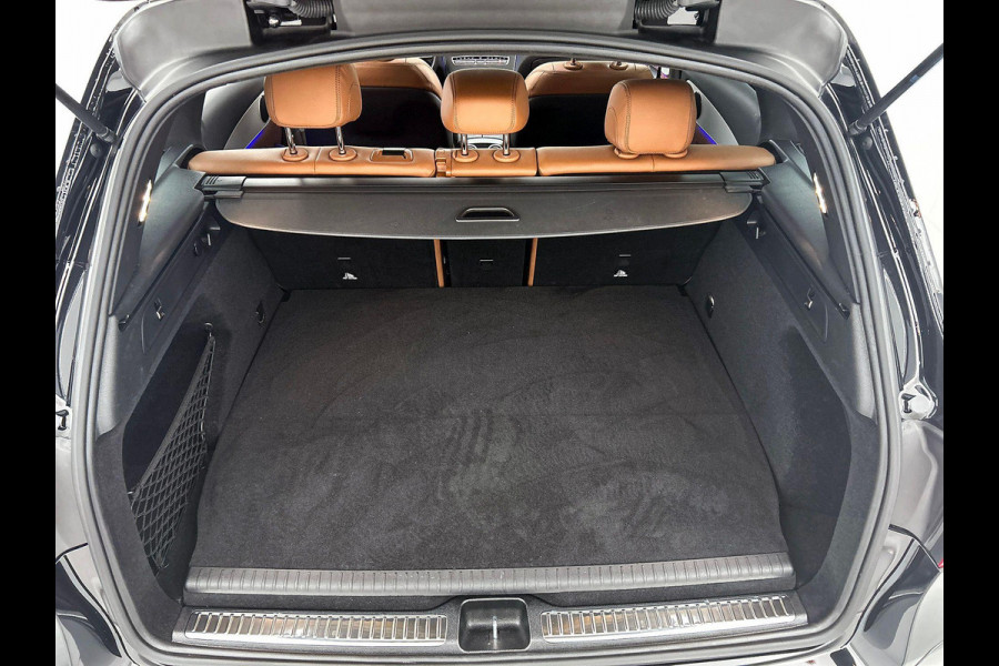 Mercedes-Benz GLC 300e 4MATIC Business Solution AMG Panoramadak Navigatie Camera Parkeersensoren Cruise Control Stoelverwarming Virtual Cockpit LED Ambiente verlichting Leder Mercedes-Benz GLC 300e 4MATIC Business Solution AMG Panoramadak Navigatie Camera Parkeersensoren Cruise Control Stoelverwarming Virtual Cockpit LED Ambiente verlichting Leder