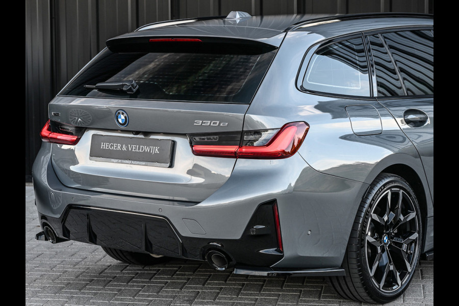 BMW 3 Serie Touring 330e xDrive M-SPORT | FACELIFT | ACCU 19,5 kWh | ACTIVE CRUISE | ELEKTR. TREKHAAK | HIFI AUDIO | SHADOW LINE | CAMERA |