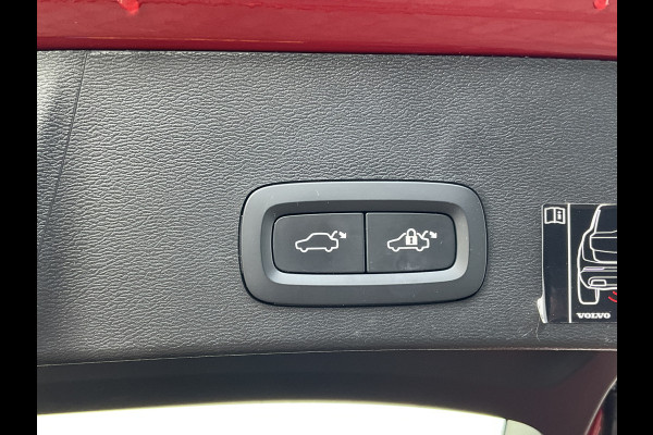 Volvo XC40 1.5 T4 Recharge Inscription Expression PHEV Nav/Cruise Carplay Elek.Klep Plug-in!