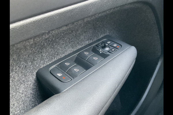 Volvo XC40 1.5 T4 Recharge Inscription Expression PHEV Nav/Cruise Carplay Elek.Klep Plug-in!