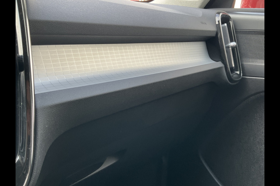 Volvo XC40 1.5 T4 Recharge Inscription Expression PHEV Nav/Cruise Carplay Elek.Klep Plug-in!