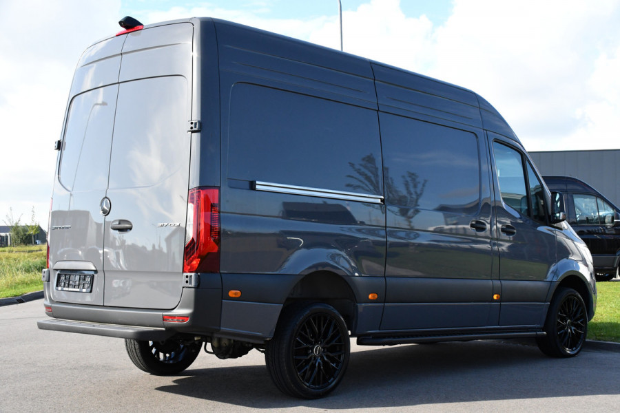 Mercedes-Benz Sprinter 317 1.9 CDI L2 PB Edition Cruise, Camera, Carplay, 10,5'' Mbux, LED, Automaat, multimedia, Uniek! Mercedes-Benz Sprinter 317 1.9 CDI L2 PB Edition Cruise, Camera, Carplay, 10,5'' Mbux, LED, Automaat, multimedia, Uniek!