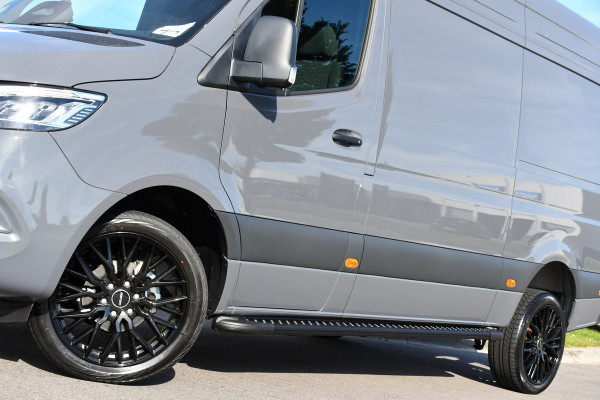 Mercedes-Benz Sprinter 317 1.9 CDI L2 PB Edition Cruise, Camera, Carplay, 10,5'' Mbux, LED, Automaat, multimedia, Uniek! Mercedes-Benz Sprinter 317 1.9 CDI L2 PB Edition Cruise, Camera, Carplay, 10,5'' Mbux, LED, Automaat, multimedia, Uniek!
