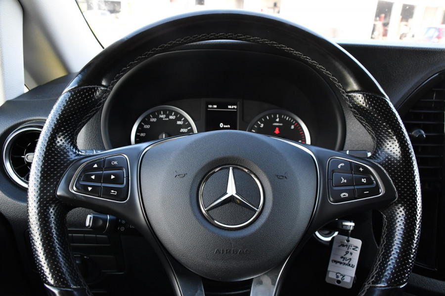 Mercedes-Benz Vito 116 CDI L2 AMG Edition Camera, Cruise, Carplay, 164pk, Automaat, Trekhaak, Stoelverarming, Luxe interieur, Uniek!