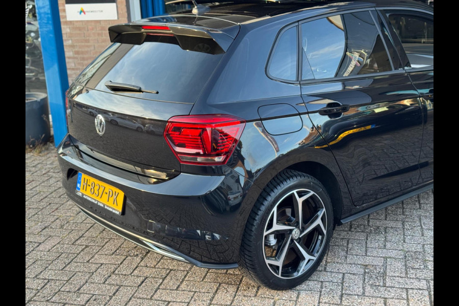Volkswagen Polo 1.0 TSI Highline Business R 2020 AUT PANO! Volkswagen Polo 1.0 TSI Highline Business R 2020 AUT PANO!