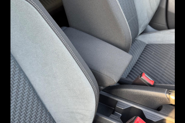 Volkswagen Polo 1.0 TSI Highline Business R 2020 AUT PANO! Volkswagen Polo 1.0 TSI Highline Business R 2020 AUT PANO!