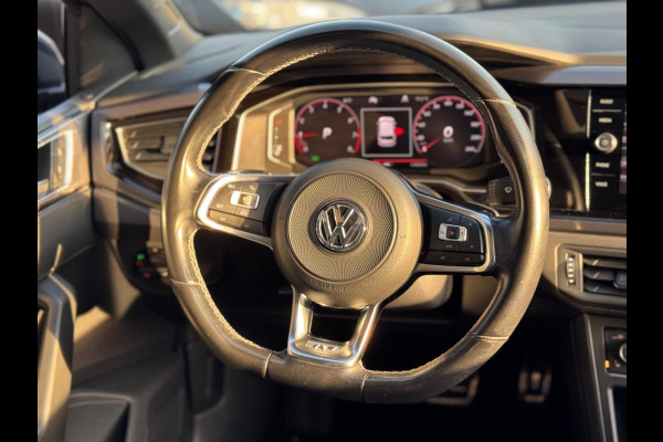 Volkswagen Polo 1.0 TSI Highline Business R 2020 AUT PANO! Volkswagen Polo 1.0 TSI Highline Business R 2020 AUT PANO!