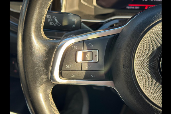 Volkswagen Polo 1.0 TSI Highline Business R 2020 AUT PANO! Volkswagen Polo 1.0 TSI Highline Business R 2020 AUT PANO!