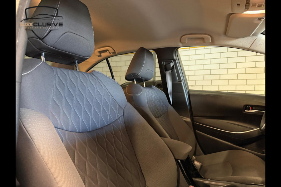 Toyota Corolla 1.8 Hybrid Dynamic Apple Carplay/ Blindspot Toyota Corolla 1.8 Hybrid Dynamic Apple Carplay/ Blindspot