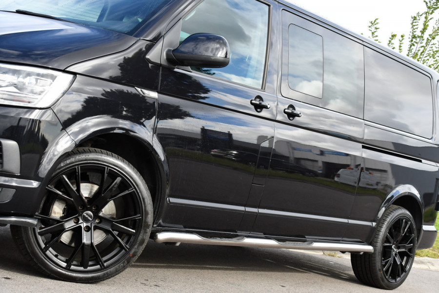 Volkswagen Transporter 2.0 TDI L2H1 DC 4Motion Highline Adaptieve Cruise, LED, 204pk, Automaat, 4x4, Leder, Multimedia, 2 x Schuifdeur, Sensoren, Uniek! Volkswagen Transporter 2.0 TDI L2H1 DC 4Motion Highline Adaptieve Cruise, LED, 204pk, Automaat, 4x4, Leder, Multimedia, 2 x Schuifdeur, Sensoren, Uniek!