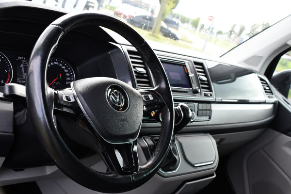 Volkswagen Transporter 2.0 TDI L2H1 DC 4Motion Highline Adaptieve Cruise, LED, 204pk, Automaat, 4x4, Leder, Multimedia, 2 x Schuifdeur, Sensoren, Uniek! Volkswagen Transporter 2.0 TDI L2H1 DC 4Motion Highline Adaptieve Cruise, LED, 204pk, Automaat, 4x4, Leder, Multimedia, 2 x Schuifdeur, Sensoren, Uniek!