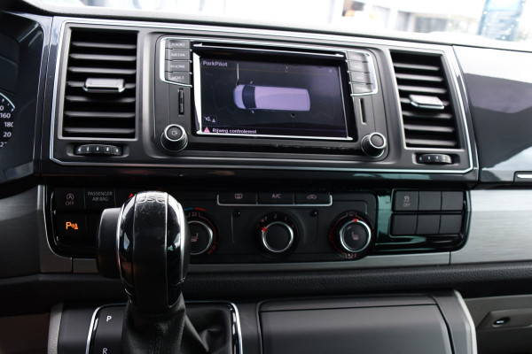 Volkswagen Transporter 2.0 TDI L2H1 DC 4Motion Highline Adaptieve Cruise, LED, 204pk, Automaat, 4x4, Leder, Multimedia, 2 x Schuifdeur, Sensoren, Uniek! Volkswagen Transporter 2.0 TDI L2H1 DC 4Motion Highline Adaptieve Cruise, LED, 204pk, Automaat, 4x4, Leder, Multimedia, 2 x Schuifdeur, Sensoren, Uniek!