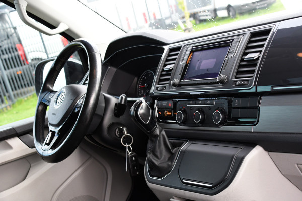 Volkswagen Transporter 2.0 TDI L2H1 DC 4Motion Highline Adaptieve Cruise, LED, 204pk, Automaat, 4x4, Leder, Multimedia, 2 x Schuifdeur, Sensoren, Uniek! Volkswagen Transporter 2.0 TDI L2H1 DC 4Motion Highline Adaptieve Cruise, LED, 204pk, Automaat, 4x4, Leder, Multimedia, 2 x Schuifdeur, Sensoren, Uniek!