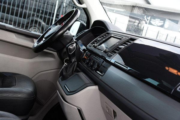 Volkswagen Transporter 2.0 TDI L2H1 DC 4Motion Highline Adaptieve Cruise, LED, 204pk, Automaat, 4x4, Leder, Multimedia, 2 x Schuifdeur, Sensoren, Uniek! Volkswagen Transporter 2.0 TDI L2H1 DC 4Motion Highline Adaptieve Cruise, LED, 204pk, Automaat, 4x4, Leder, Multimedia, 2 x Schuifdeur, Sensoren, Uniek!