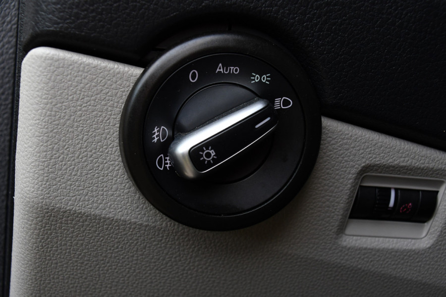 Volkswagen Transporter 2.0 TDI L2H1 DC 4Motion Highline Adaptieve Cruise, LED, 204pk, Automaat, 4x4, Leder, Multimedia, 2 x Schuifdeur, Sensoren, Uniek! Volkswagen Transporter 2.0 TDI L2H1 DC 4Motion Highline Adaptieve Cruise, LED, 204pk, Automaat, 4x4, Leder, Multimedia, 2 x Schuifdeur, Sensoren, Uniek!