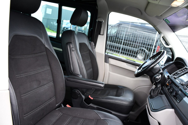 Volkswagen Transporter 2.0 TDI L2H1 DC 4Motion Highline Adaptieve Cruise, LED, 204pk, Automaat, 4x4, Leder, Multimedia, 2 x Schuifdeur, Sensoren, Uniek! Volkswagen Transporter 2.0 TDI L2H1 DC 4Motion Highline Adaptieve Cruise, LED, 204pk, Automaat, 4x4, Leder, Multimedia, 2 x Schuifdeur, Sensoren, Uniek!