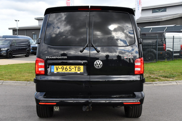 Volkswagen Transporter 2.0 TDI L2H1 DC 4Motion Highline Adaptieve Cruise, LED, 204pk, Automaat, 4x4, Leder, Multimedia, 2 x Schuifdeur, Sensoren, Uniek! Volkswagen Transporter 2.0 TDI L2H1 DC 4Motion Highline Adaptieve Cruise, LED, 204pk, Automaat, 4x4, Leder, Multimedia, 2 x Schuifdeur, Sensoren, Uniek!