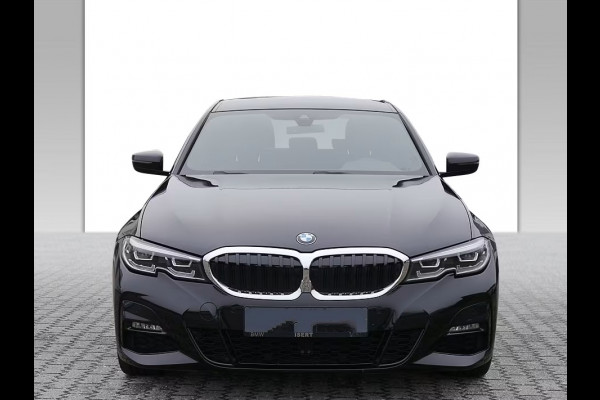 BMW 3-serie 320iA M-SPORT ** LED, LC Prof, NAVI+, LEDER, MEMORY-, SPIEGEL-, 18-inch LMV ** UNFALLFREI ** ** INFORMEER OOK NAAR ONZE AANTREKKELIJKE FINANCIAL-LEASE TARIEVEN **