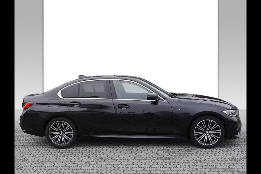 BMW 3-serie 320iA M-SPORT ** LED, LC Prof, NAVI+, LEDER, MEMORY-, SPIEGEL-, 18-inch LMV ** UNFALLFREI ** ** INFORMEER OOK NAAR ONZE AANTREKKELIJKE FINANCIAL-LEASE TARIEVEN **