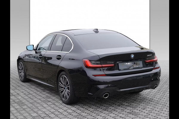 BMW 3-serie 320iA M-SPORT ** LED, LC Prof, NAVI+, LEDER, MEMORY-, SPIEGEL-, 18-inch LMV ** UNFALLFREI ** ** INFORMEER OOK NAAR ONZE AANTREKKELIJKE FINANCIAL-LEASE TARIEVEN **