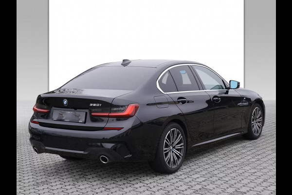BMW 3-serie 320iA M-SPORT ** LED, LC Prof, NAVI+, LEDER, MEMORY-, SPIEGEL-, 18-inch LMV ** UNFALLFREI ** ** INFORMEER OOK NAAR ONZE AANTREKKELIJKE FINANCIAL-LEASE TARIEVEN **