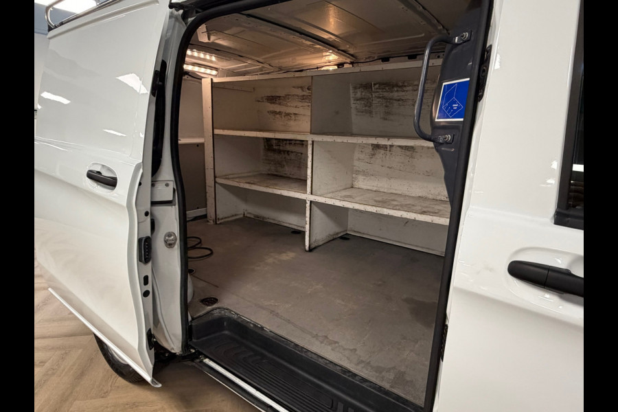 Mercedes-Benz eVito Lang Launch Edition AUTOMAAT CAMERA AIRCO STOELVERWARMING NAVIGATIE BLUETOOTH