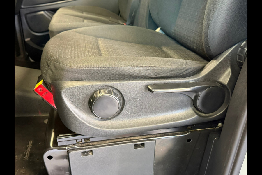 Mercedes-Benz eVito Lang Launch Edition AUTOMAAT CAMERA AIRCO STOELVERWARMING NAVIGATIE BLUETOOTH