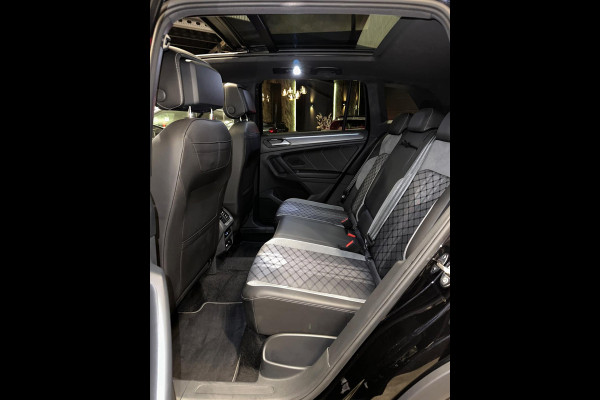 Volkswagen Tiguan 1.4 TSI eHybrid 3X R-LINE|PANO|FULL OPTION! Volkswagen Tiguan 1.4 TSI eHybrid 3X R-LINE|PANO|FULL OPTION!