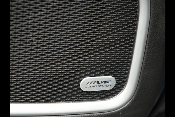 Jeep Compass 4xe 240 Electric S Plug In Hybrid 240pk Dealer O.H PHEV | Panodak | Adaptive Cruise | 360 Camera | Lederen Sportstoelen Verwarmd | Alpine Sound | Apple Carplay | Stuur Verwarmd | Keyless | Virtual | Navigatie | DAB |