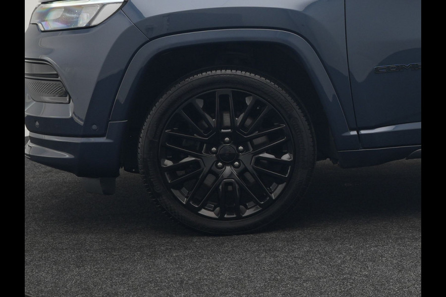 Jeep Compass 4xe 240 Electric S Plug In Hybrid 240pk Dealer O.H PHEV | Panodak | Adaptive Cruise | 360 Camera | Lederen Sportstoelen Verwarmd | Alpine Sound | Apple Carplay | Stuur Verwarmd | Keyless | Virtual | Navigatie | DAB |