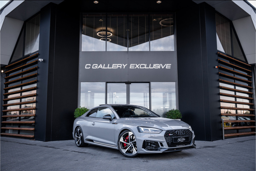 Audi RS5 Coupé 2.9 TFSI quattro - NL auto! l Panorama l Massage l 360cam Audi RS5 Coupé 2.9 TFSI quattro - NL auto! l Panorama l Massage l 360cam