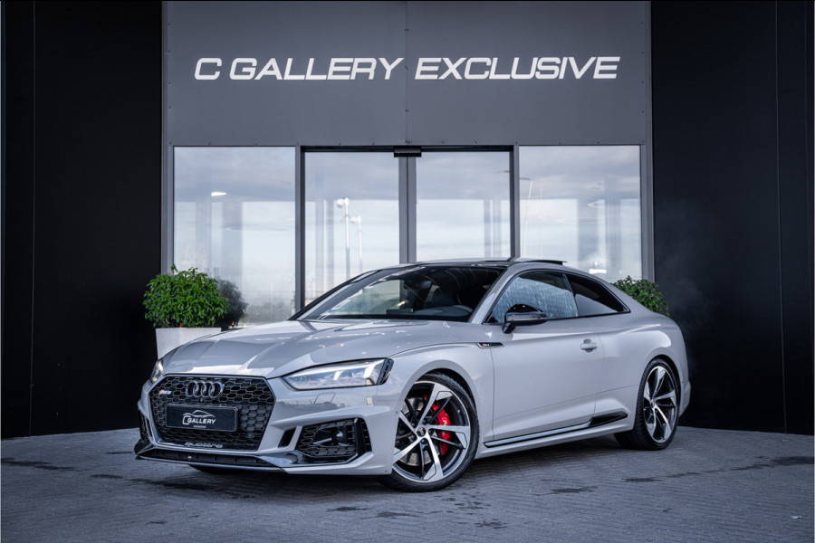 Audi RS5 Coupé 2.9 TFSI quattro - NL auto! l Panorama l Massage l 360cam Audi RS5 Coupé 2.9 TFSI quattro - NL auto! l Panorama l Massage l 360cam