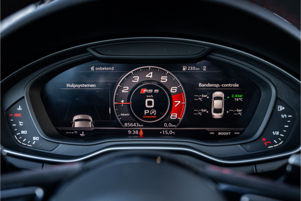 Audi RS5 Coupé 2.9 TFSI quattro - NL auto! l Panorama l Massage l 360cam Audi RS5 Coupé 2.9 TFSI quattro - NL auto! l Panorama l Massage l 360cam