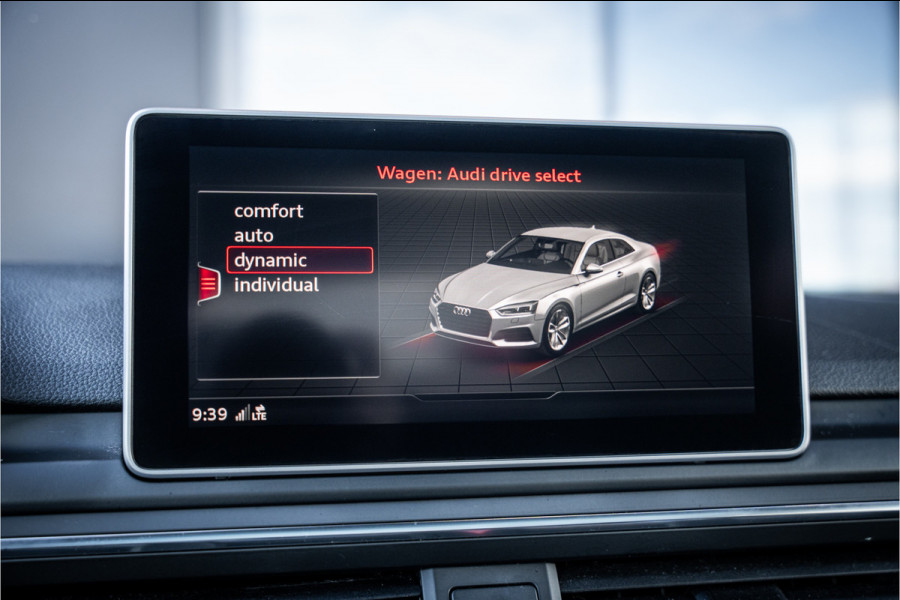 Audi RS5 Coupé 2.9 TFSI quattro - NL auto! l Panorama l Massage l 360cam Audi RS5 Coupé 2.9 TFSI quattro - NL auto! l Panorama l Massage l 360cam