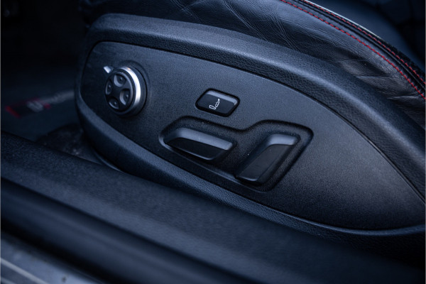 Audi RS5 Coupé 2.9 TFSI quattro - NL auto! l Panorama l Massage l 360cam Audi RS5 Coupé 2.9 TFSI quattro - NL auto! l Panorama l Massage l 360cam