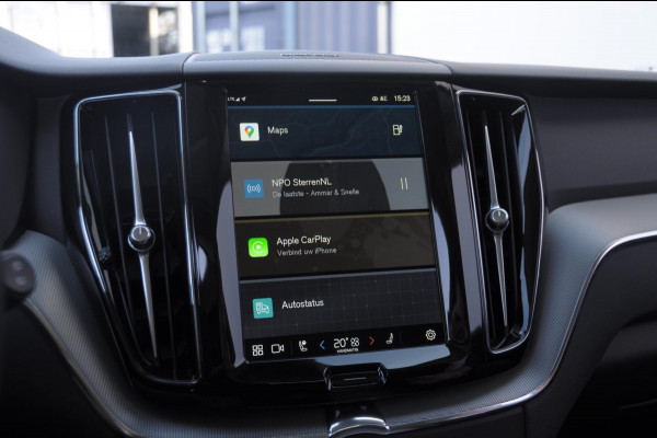 Volvo XC60 T6 350PK Automaat AWD Plus Dark / Adaptieve cruise control / Parkeersensoren met 360 camera / Stoel - en stuurwielverwarming / Elektrische stoelen met geheugen / Getint glas / Apple carplay / Keyless entry / Elektrische achterklep Volvo XC60 T6 350PK Automaat AWD Plus Dark / Adaptieve cruise control / Parkeersensoren met 360 camera / Stoel - en stuurwielverwarming / Elektrische stoelen met geheugen / Getint glas / Apple carplay / Keyless entry / Elektrische achterklep