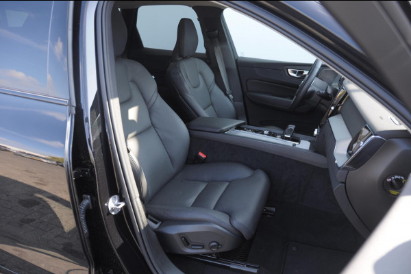 Volvo XC60 T6 350PK Automaat AWD Plus Dark / Adaptieve cruise control / Parkeersensoren met 360 camera / Stoel - en stuurwielverwarming / Elektrische stoelen met geheugen / Getint glas / Apple carplay / Keyless entry / Elektrische achterklep Volvo XC60 T6 350PK Automaat AWD Plus Dark / Adaptieve cruise control / Parkeersensoren met 360 camera / Stoel - en stuurwielverwarming / Elektrische stoelen met geheugen / Getint glas / Apple carplay / Keyless entry / Elektrische achterklep