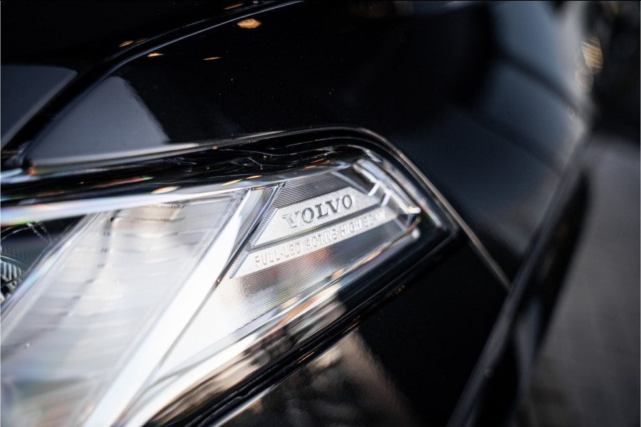 Volvo XC90 2.0 T8 Recharge AWD R-Design - Panorama | H&K | Memory | Keyless |ACC