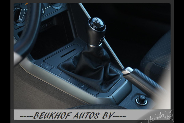 Volkswagen Polo 1.0 TSI Comfortline Carplay Navi Adapt Cruis Volkswagen Polo 1.0 TSI Comfortline Carplay Navi Adapt Cruis