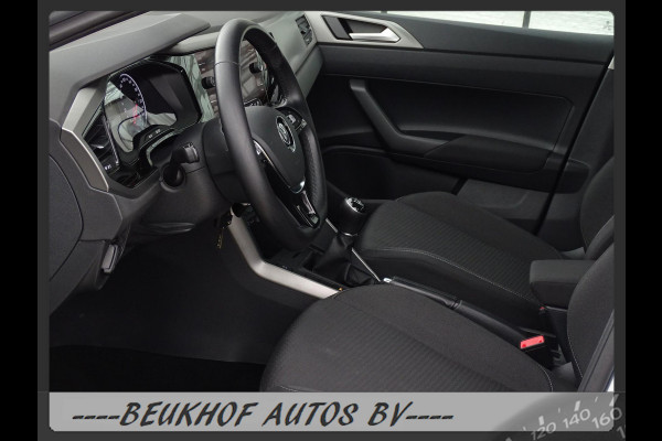 Volkswagen Polo 1.0 TSI Comfortline Carplay Navi Adapt Cruis Volkswagen Polo 1.0 TSI Comfortline Carplay Navi Adapt Cruis