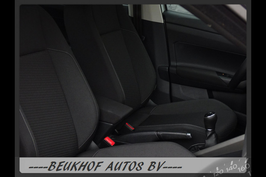 Volkswagen Polo 1.0 TSI Comfortline Carplay Navi Adapt Cruis Volkswagen Polo 1.0 TSI Comfortline Carplay Navi Adapt Cruis