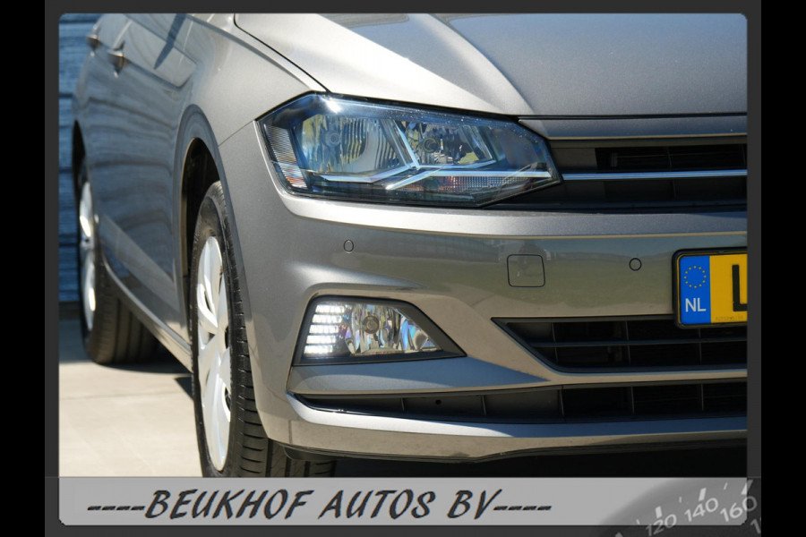 Volkswagen Polo 1.0 TSI Comfortline Carplay Navi Adapt Cruis Volkswagen Polo 1.0 TSI Comfortline Carplay Navi Adapt Cruis