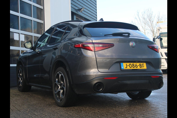 Alfa Romeo Stelvio 2.0 Turbo Aut. AWD B-Tech | Navi | Xenon | Camera | Veloce Int. | Schuif/Kanteldak | 20" | Apple Carplay | Keyless | Dashboard Leder