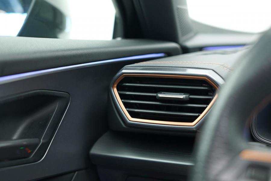 CUPRA Formentor 1.4 e-Hybrid VZ Copper Edition |Pano|Buttons|360|Memory|Dodehoek|Ambient|