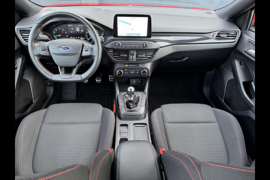 Ford FOCUS Wagon 1.0 EcoBoost ST Line Business 1e Eigenaar,Navi,Clima,Cruise,PDC V+A,125pk,6 Bak,N.A.P,APK tot 08-2027