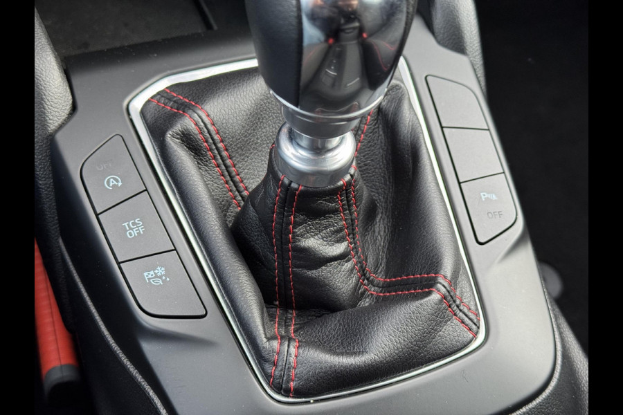 Ford FOCUS Wagon 1.0 EcoBoost ST Line Business 1e Eigenaar,Navi,Clima,Cruise,PDC V+A,125pk,6 Bak,N.A.P,APK tot 08-2027