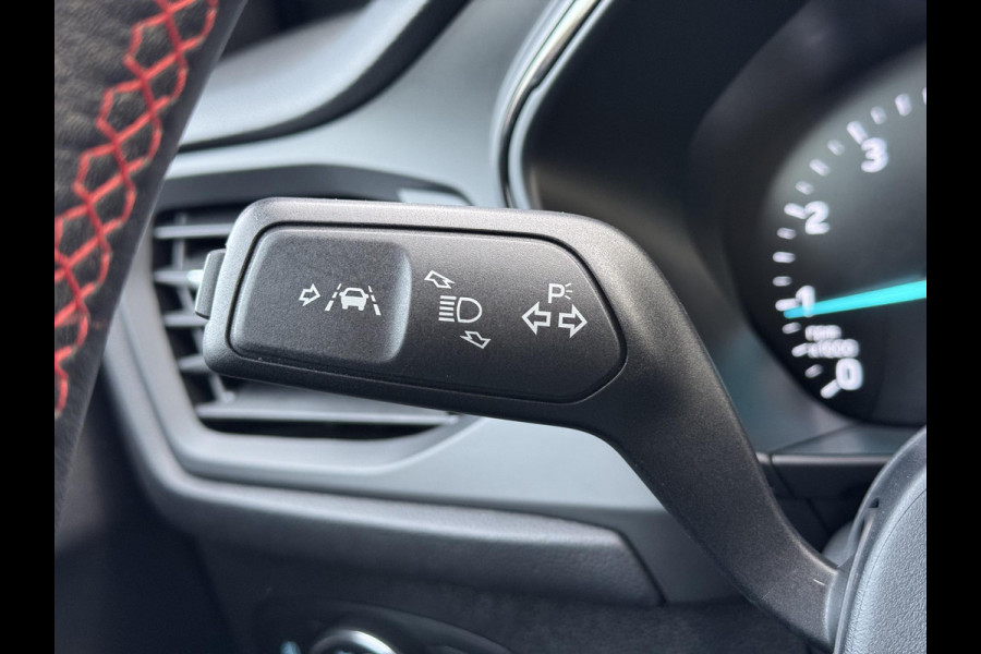 Ford FOCUS Wagon 1.0 EcoBoost ST Line Business 1e Eigenaar,Navi,Clima,Cruise,PDC V+A,125pk,6 Bak,N.A.P,APK tot 08-2027