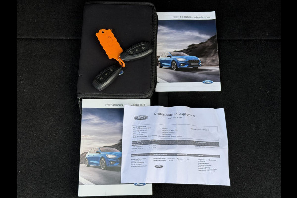 Ford FOCUS Wagon 1.0 EcoBoost ST Line Business 1e Eigenaar,Navi,Clima,Cruise,PDC V+A,125pk,6 Bak,N.A.P,APK tot 08-2027