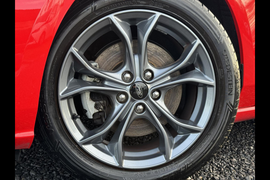 Ford FOCUS Wagon 1.0 EcoBoost ST Line Business 1e Eigenaar,Navi,Clima,Cruise,PDC V+A,125pk,6 Bak,N.A.P,APK tot 08-2027